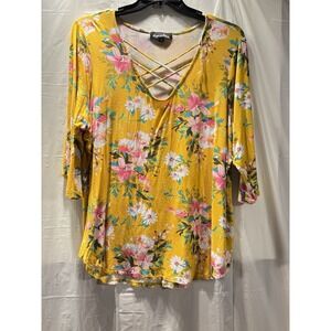 Alison Andrew's Womens Size 3X Yellow Floral Shirt  3/4  Sleeves V Neck